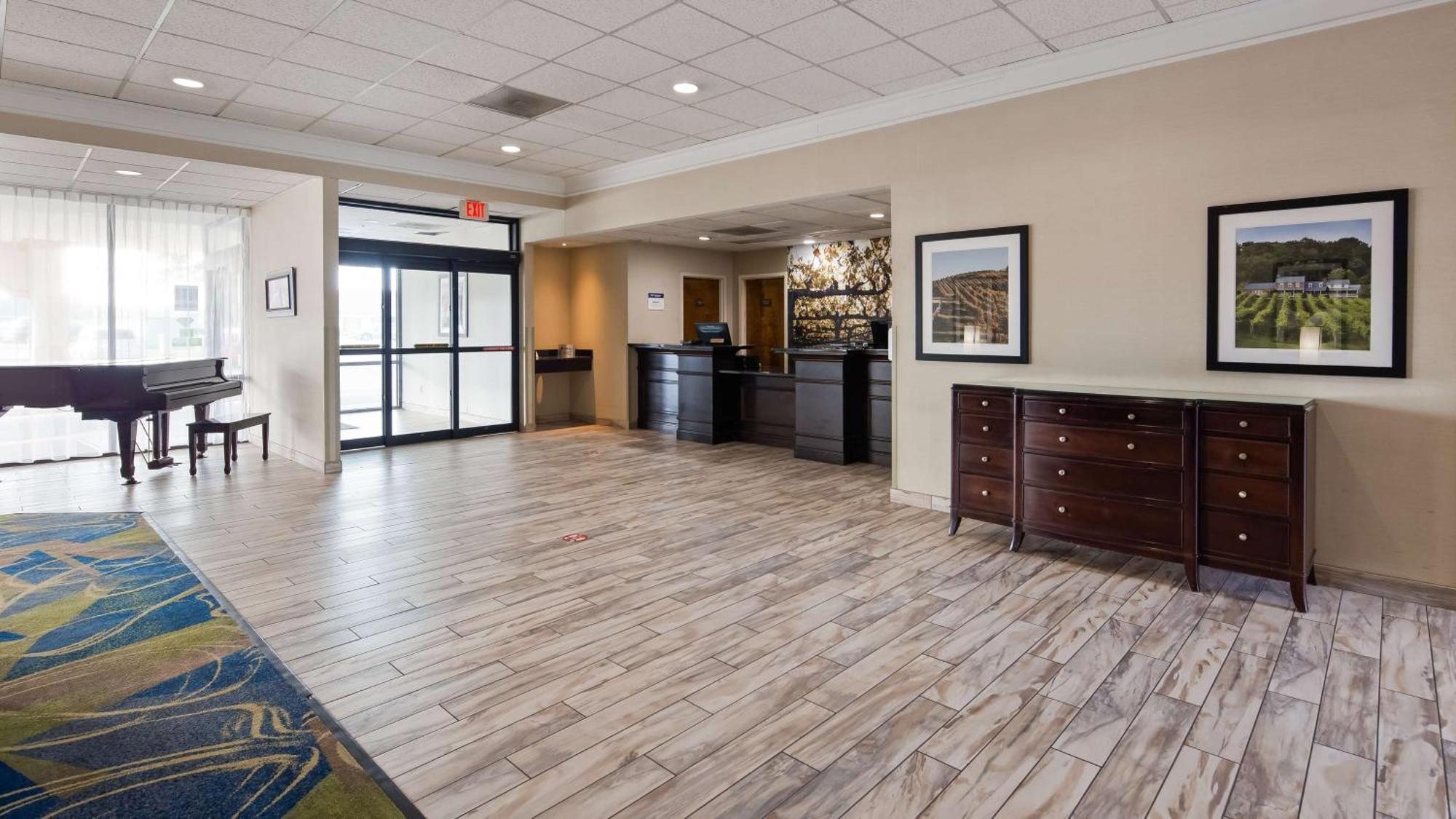 Best Western Leesburg Exterior photo